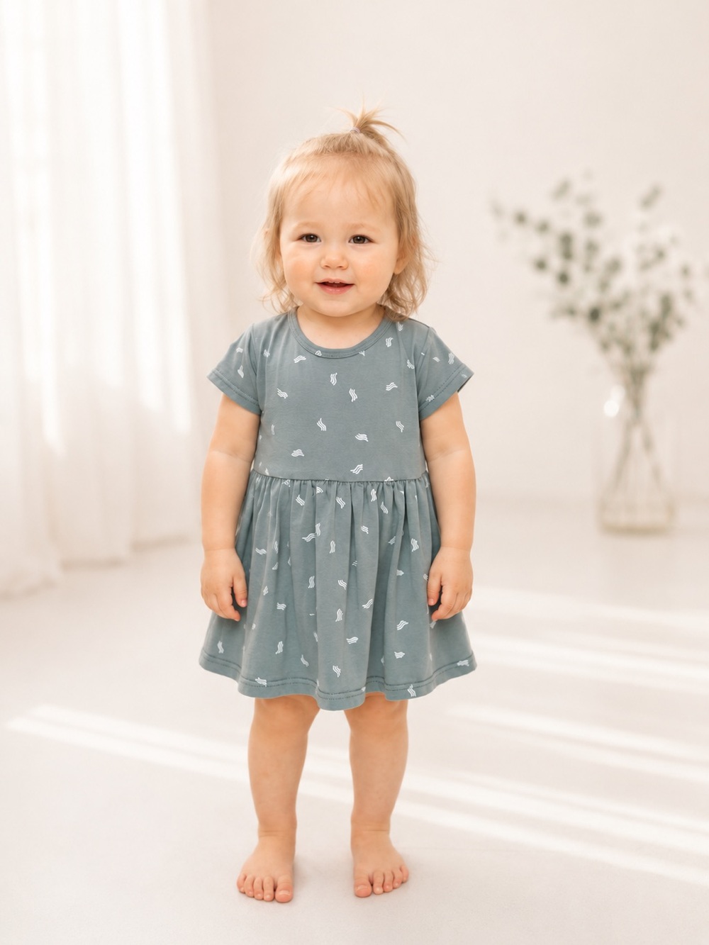 Tiny Button Apparel / Short-Sleeve Sage Green Dress with White Abstract Pattern